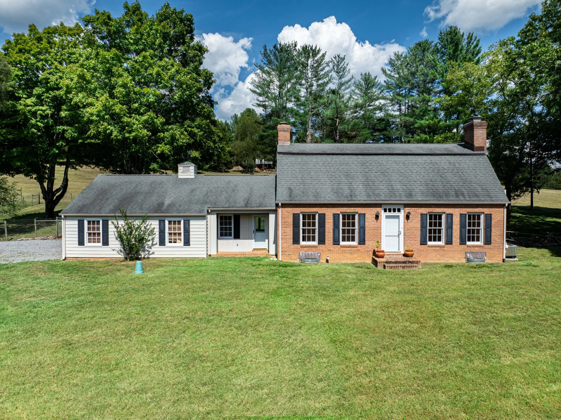 3262 W Midland TRL
