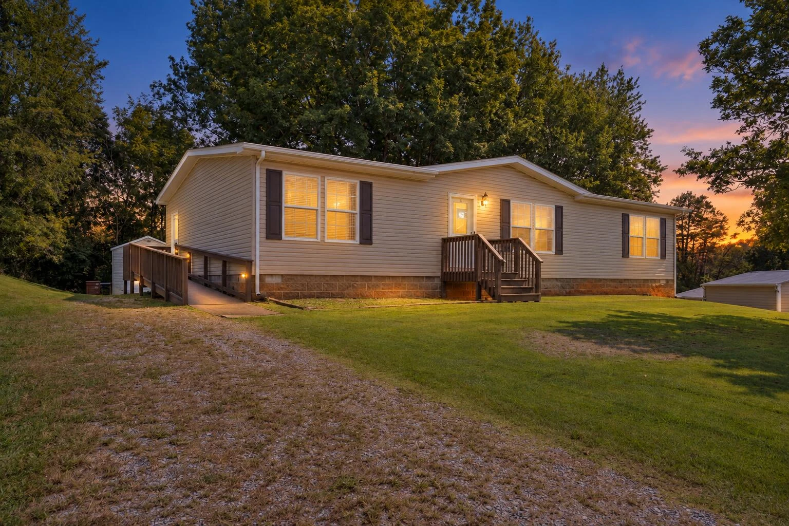 106 Crest CT