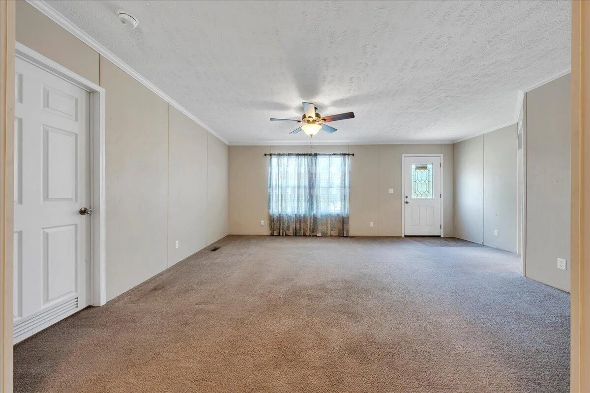 106 Crest CT - Photo 7
