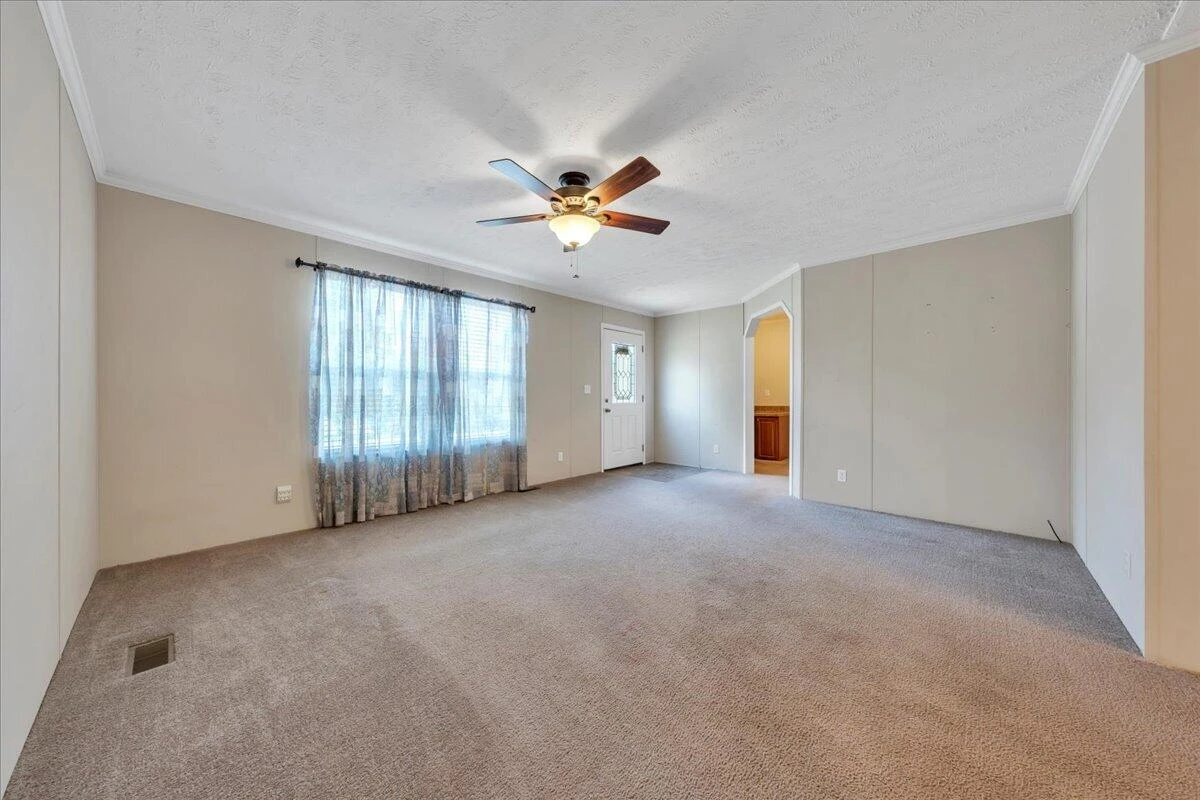 106 Crest CT - Photo 8