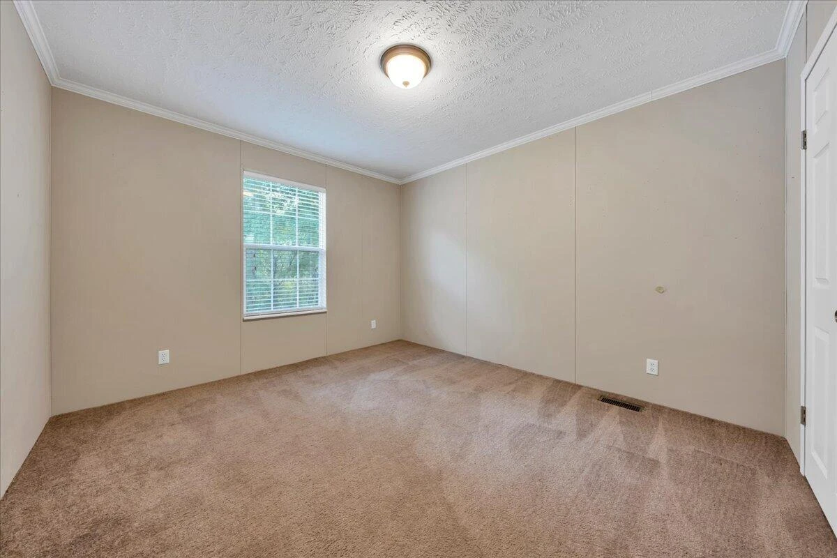 106 Crest CT - Photo 26