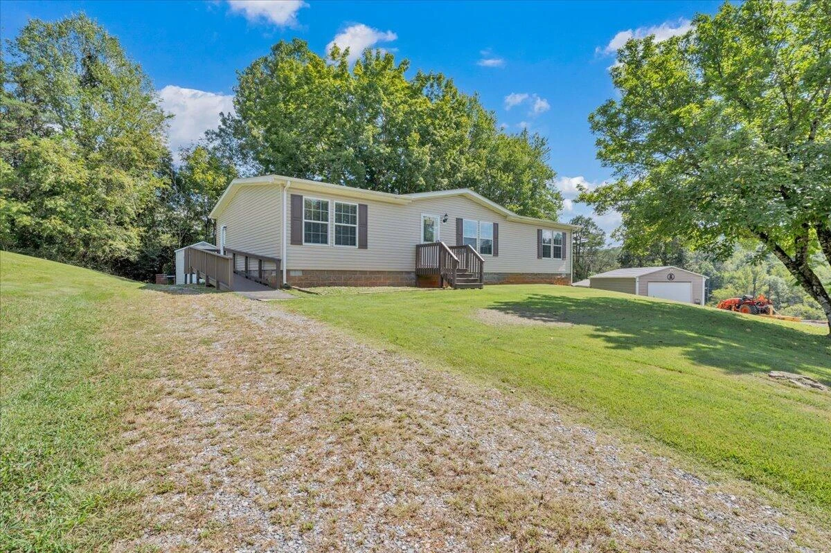106 Crest CT - Photo 40