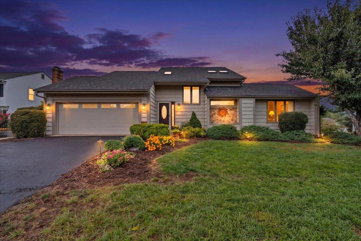 5547 Winesap DR - Photo 2