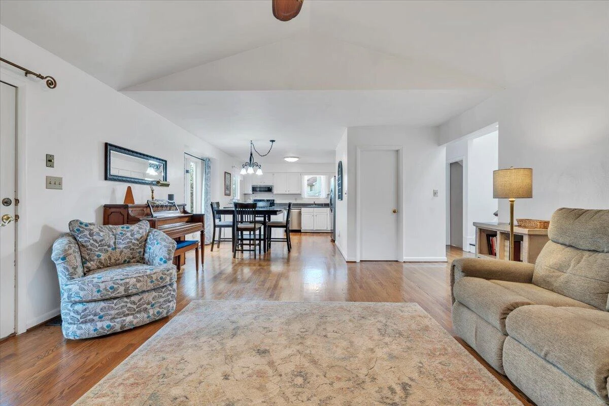 5547 Winesap DR - Photo 11