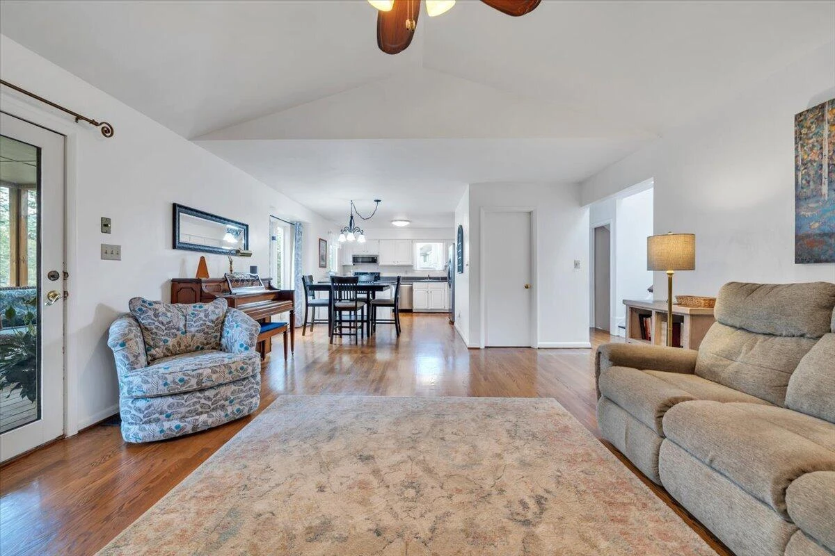 5547 Winesap DR - Photo 12
