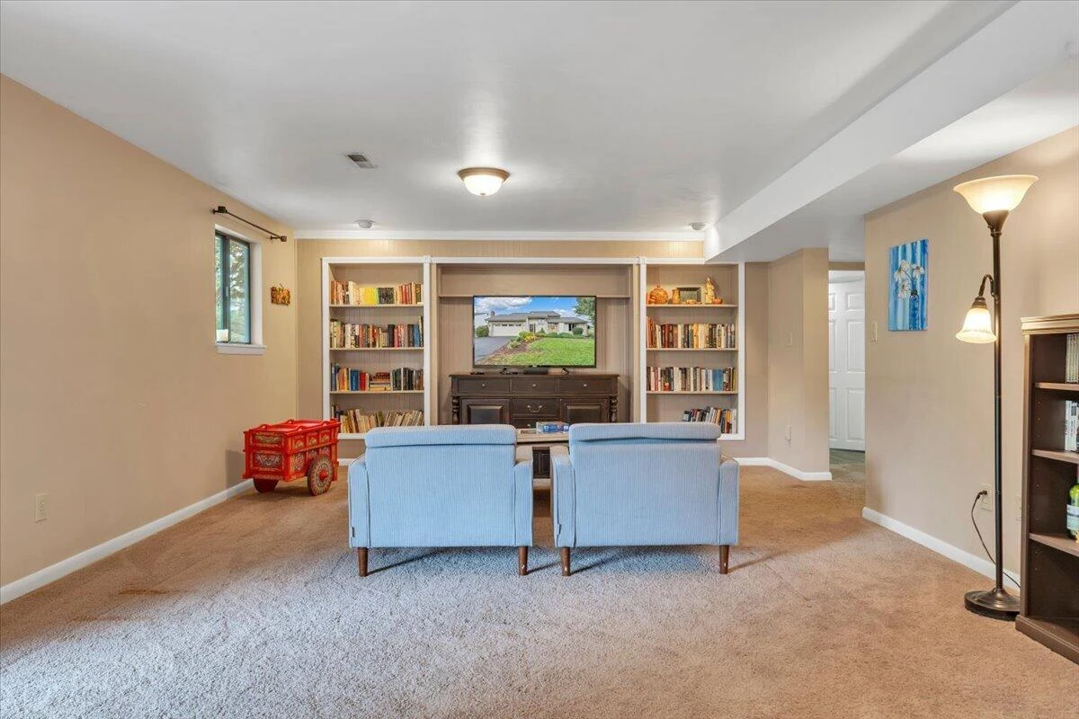 5547 Winesap DR - Photo 49