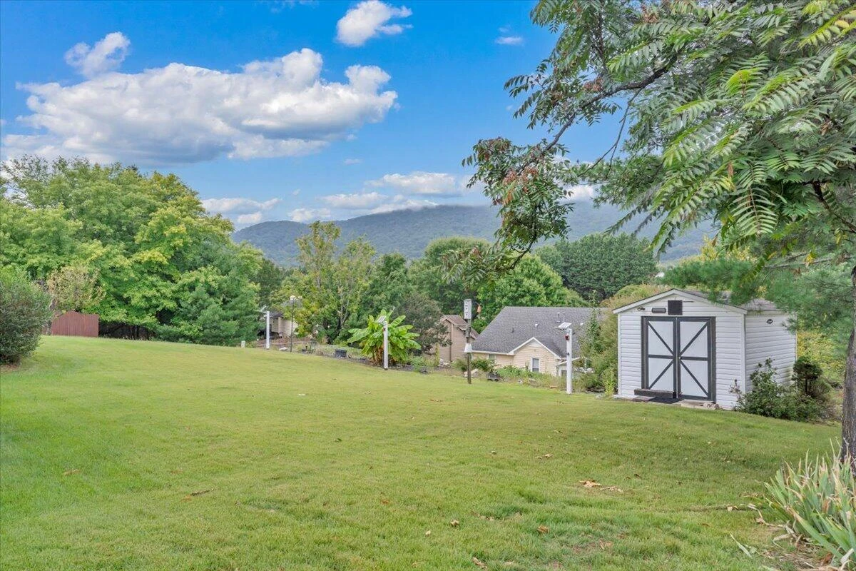 5547 Winesap DR - Photo 71