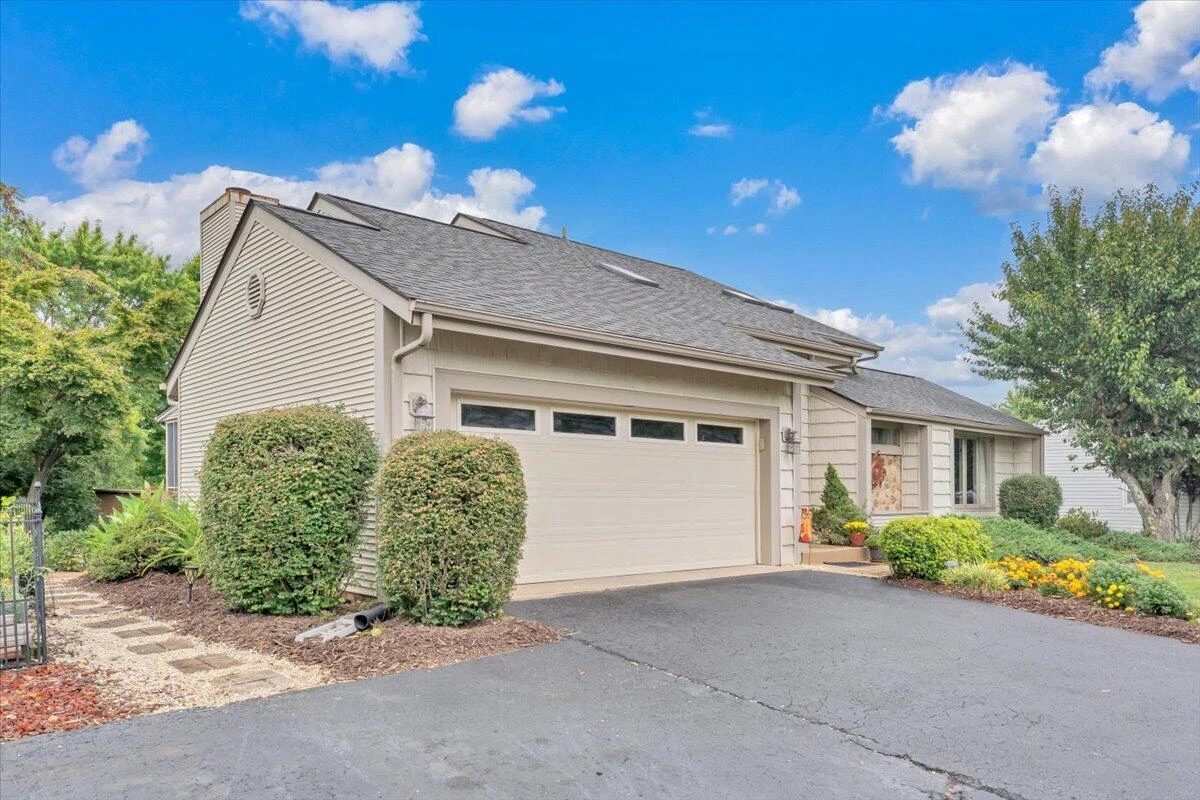 5547 Winesap DR - Photo 73