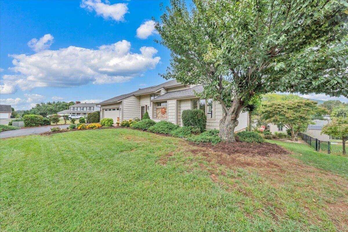5547 Winesap DR - Photo 77