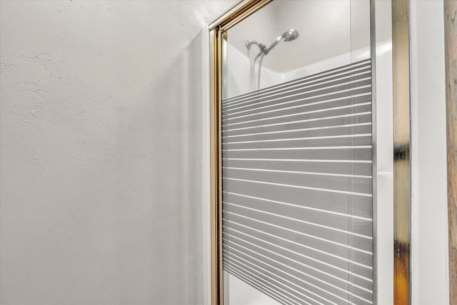 6611 Jordantown RD - Photo 31