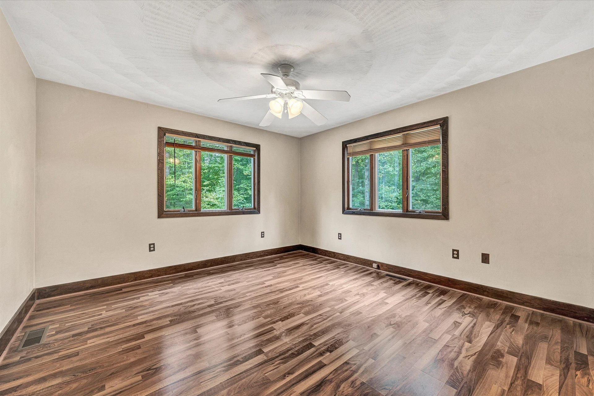 6611 Jordantown RD - Photo 32