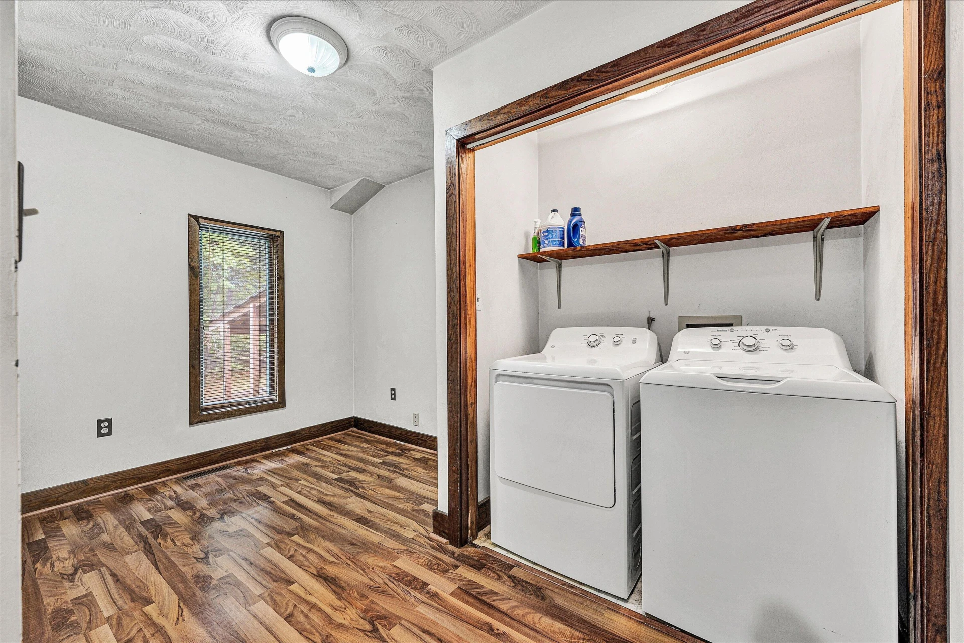 6611 Jordantown RD - Photo 36