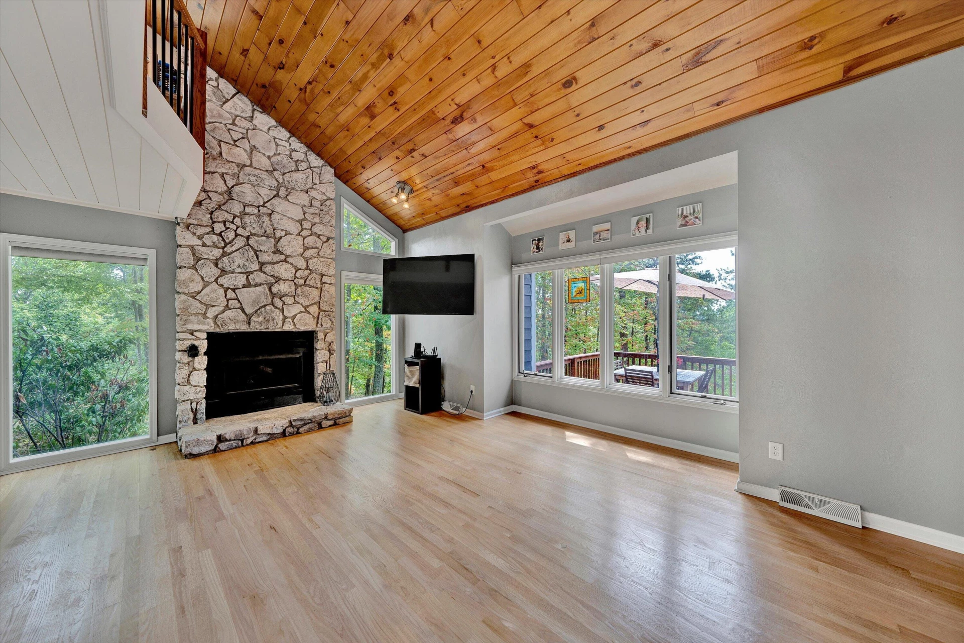 1795 Laurel Mountain DR - Photo 9