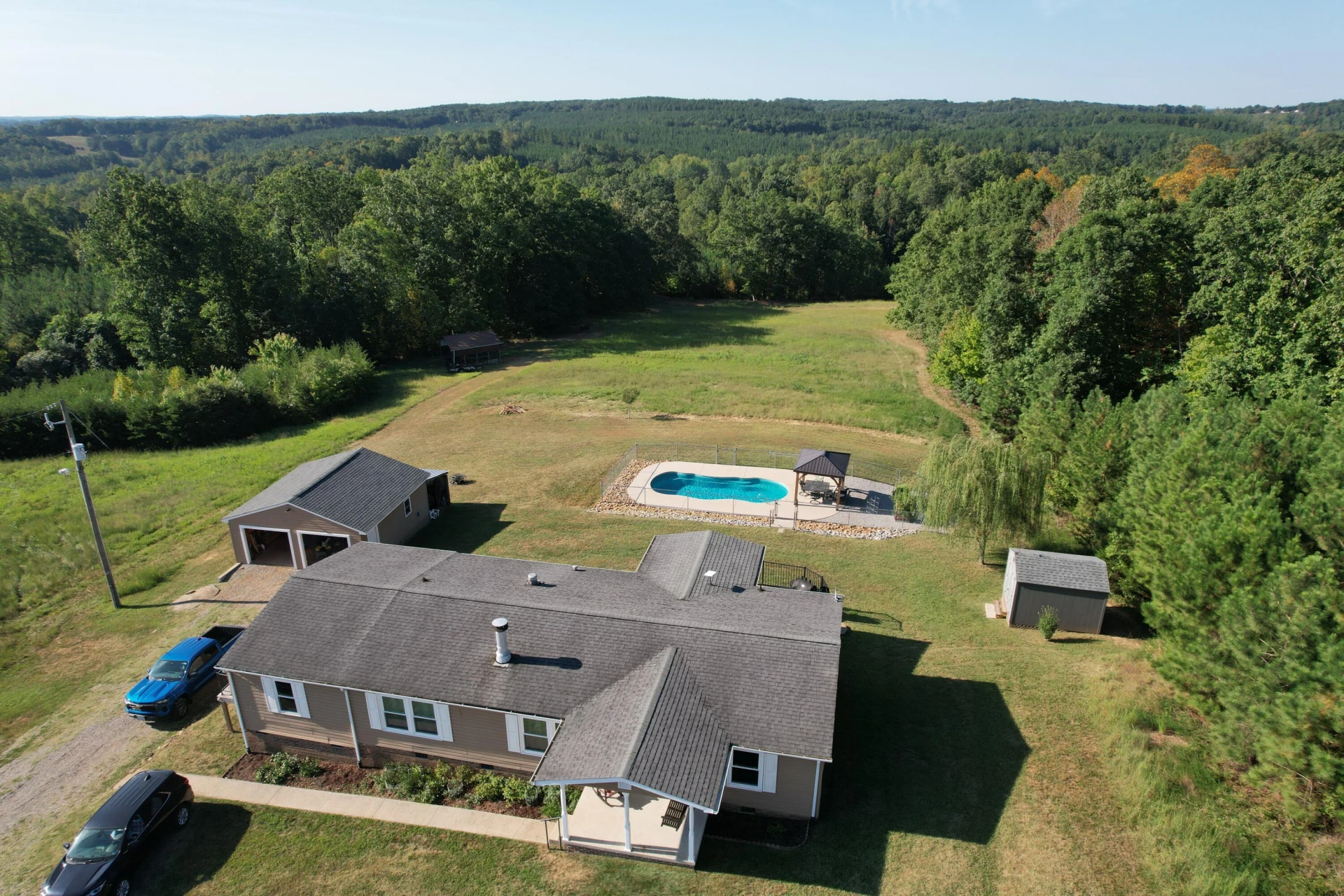 1145 Sugar Barbour RD - Photo 2