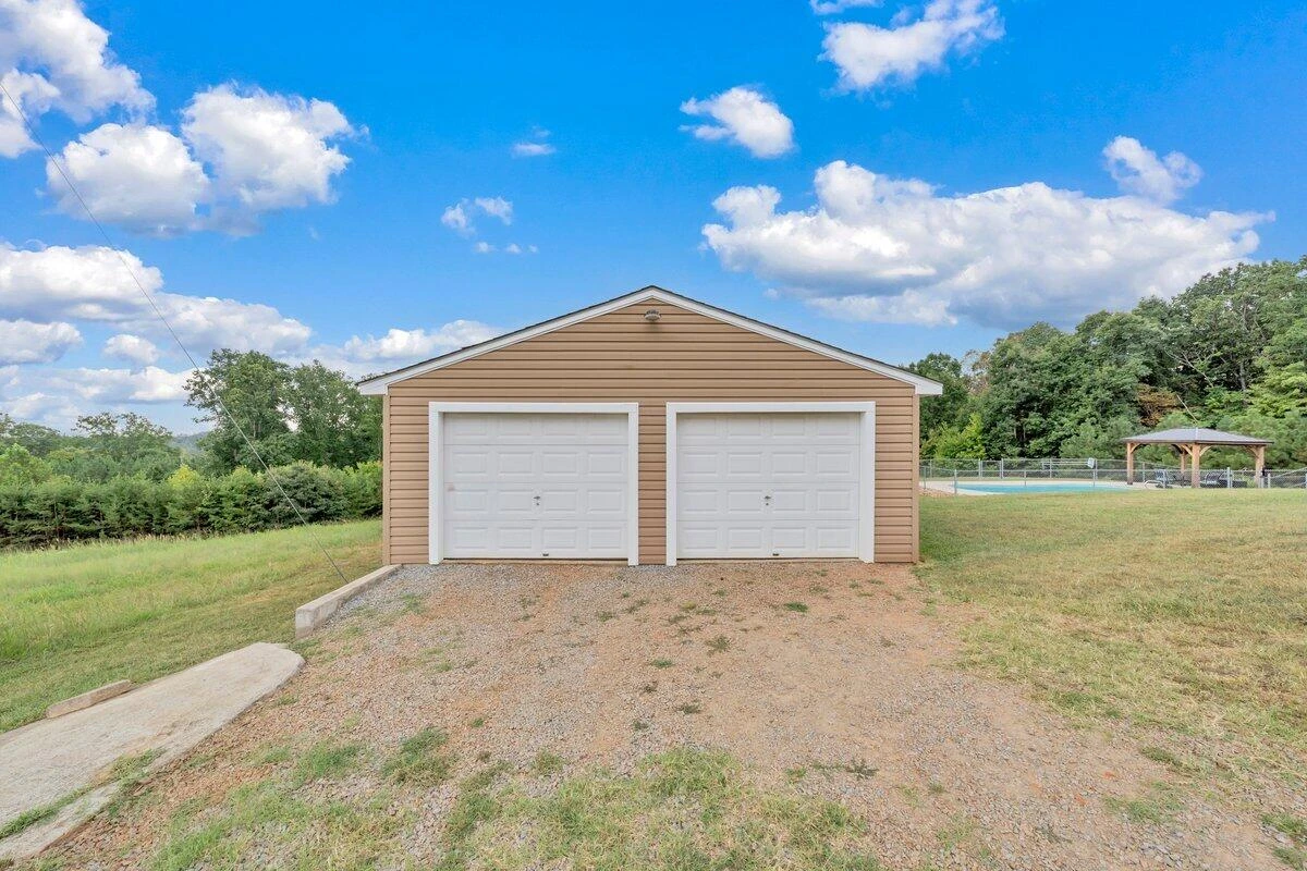 1145 Sugar Barbour RD - Photo 118