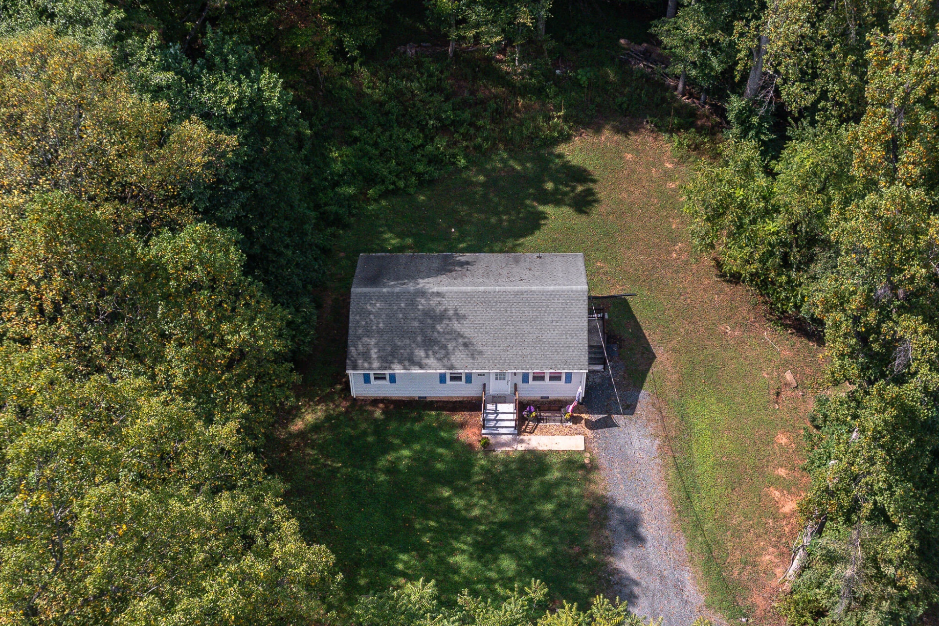 120 Willow LN - Photo 5