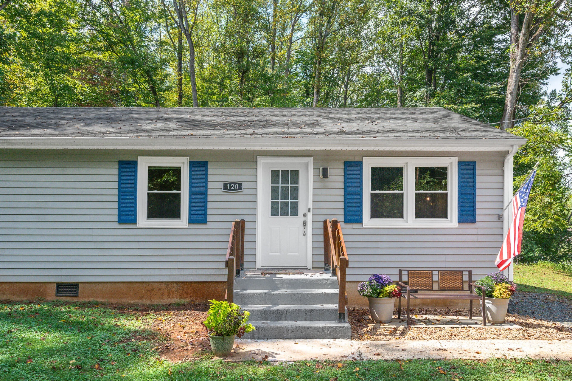 120 Willow LN - Photo 7