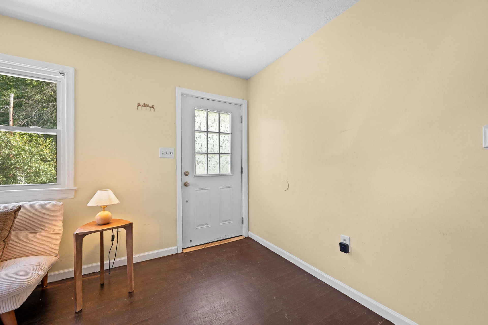 120 Willow LN - Photo 8