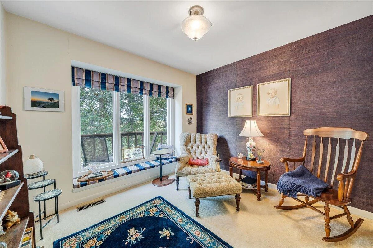 3512 Stonehenge SQ - Photo 7