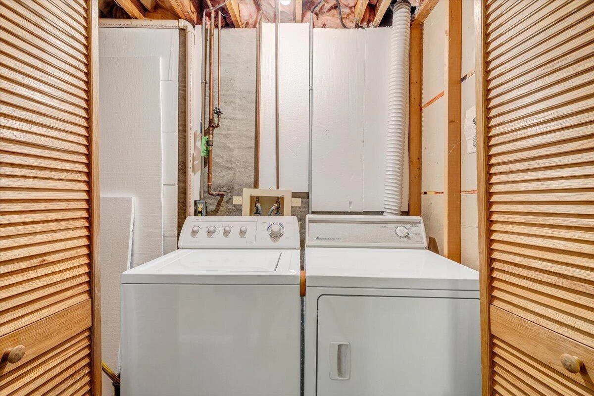 3512 Stonehenge SQ - Photo 26