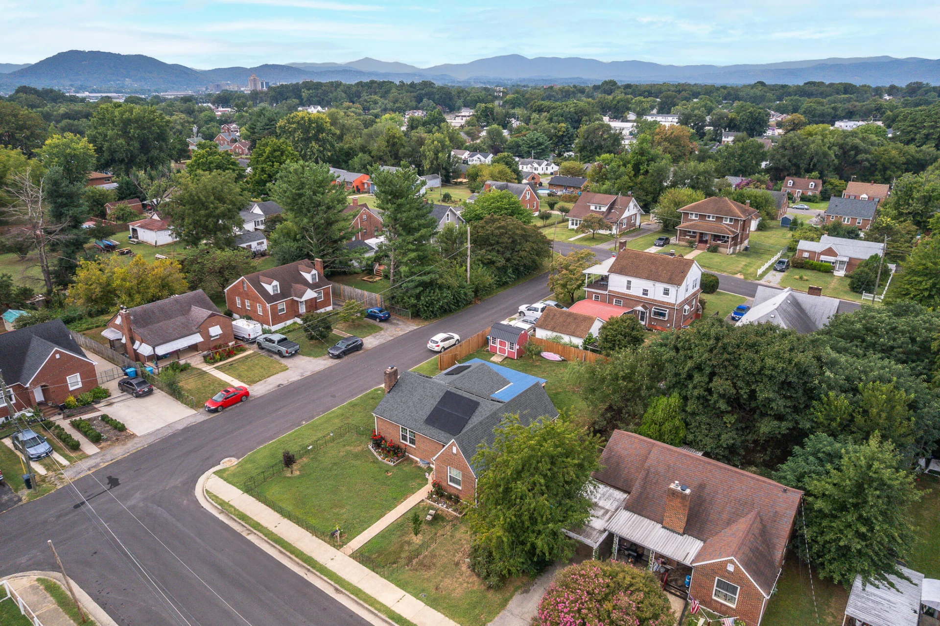 2804 Bradley ST NE - Photo 5