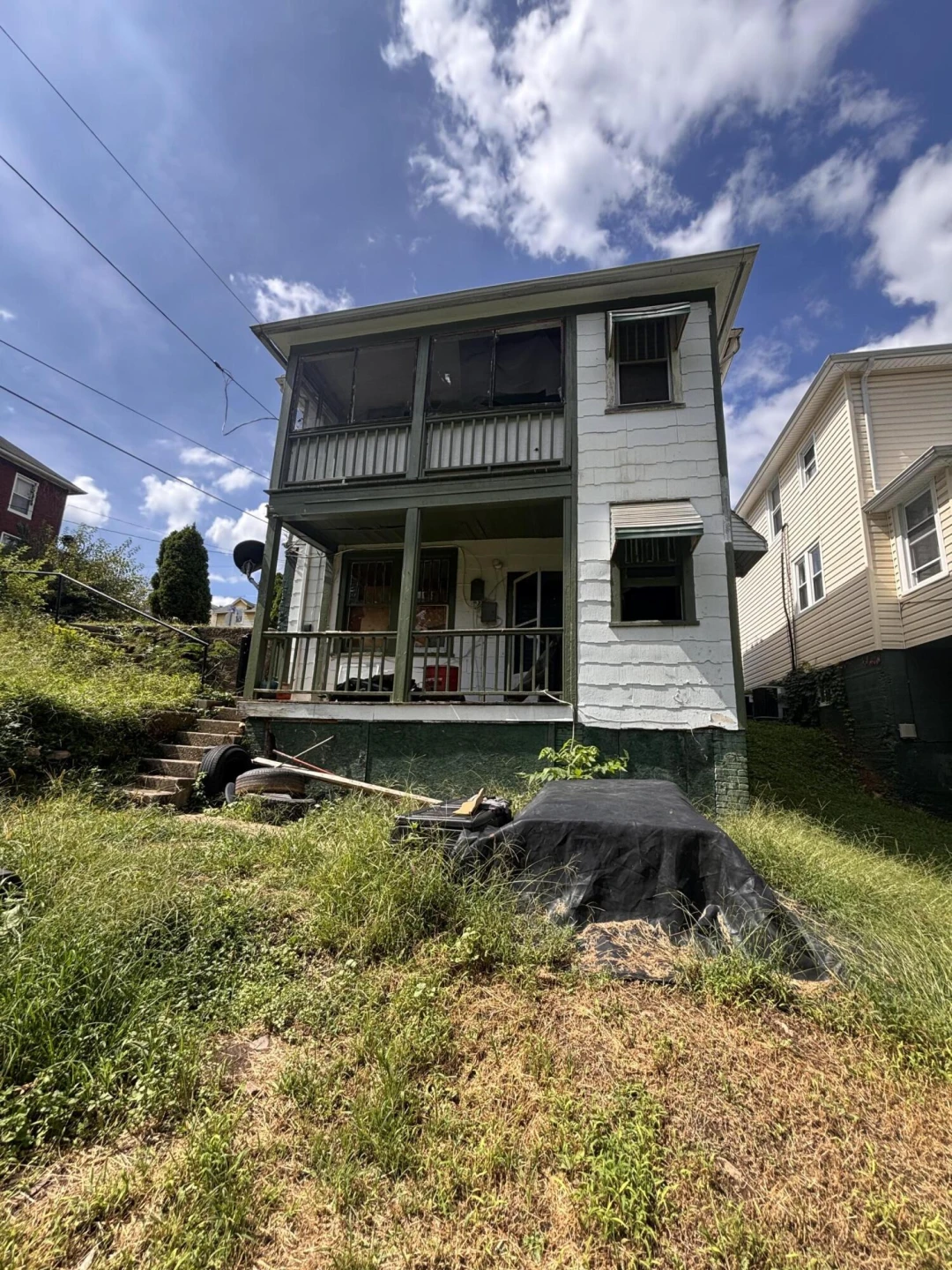 600 Brussels AVE - Photo 8