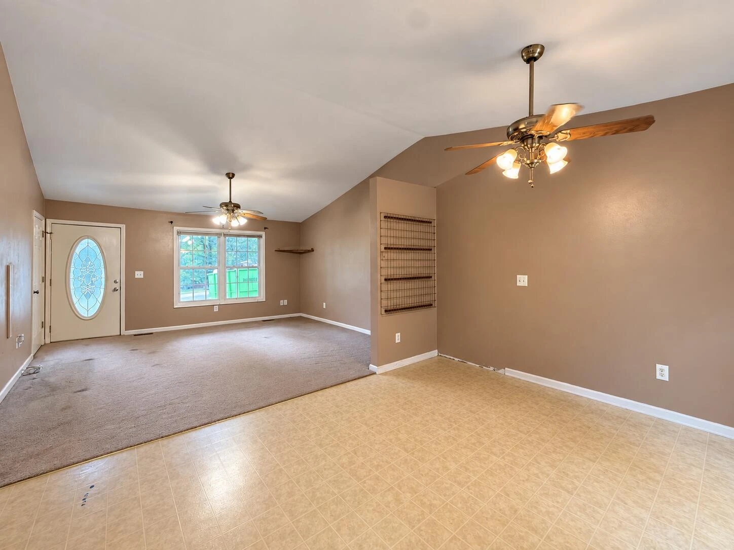 1106 Ellis LN - Photo 6