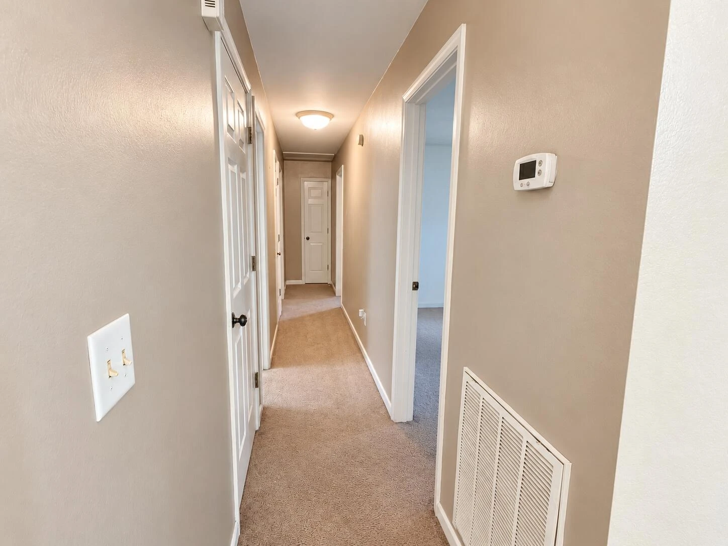 1106 Ellis LN - Photo 15