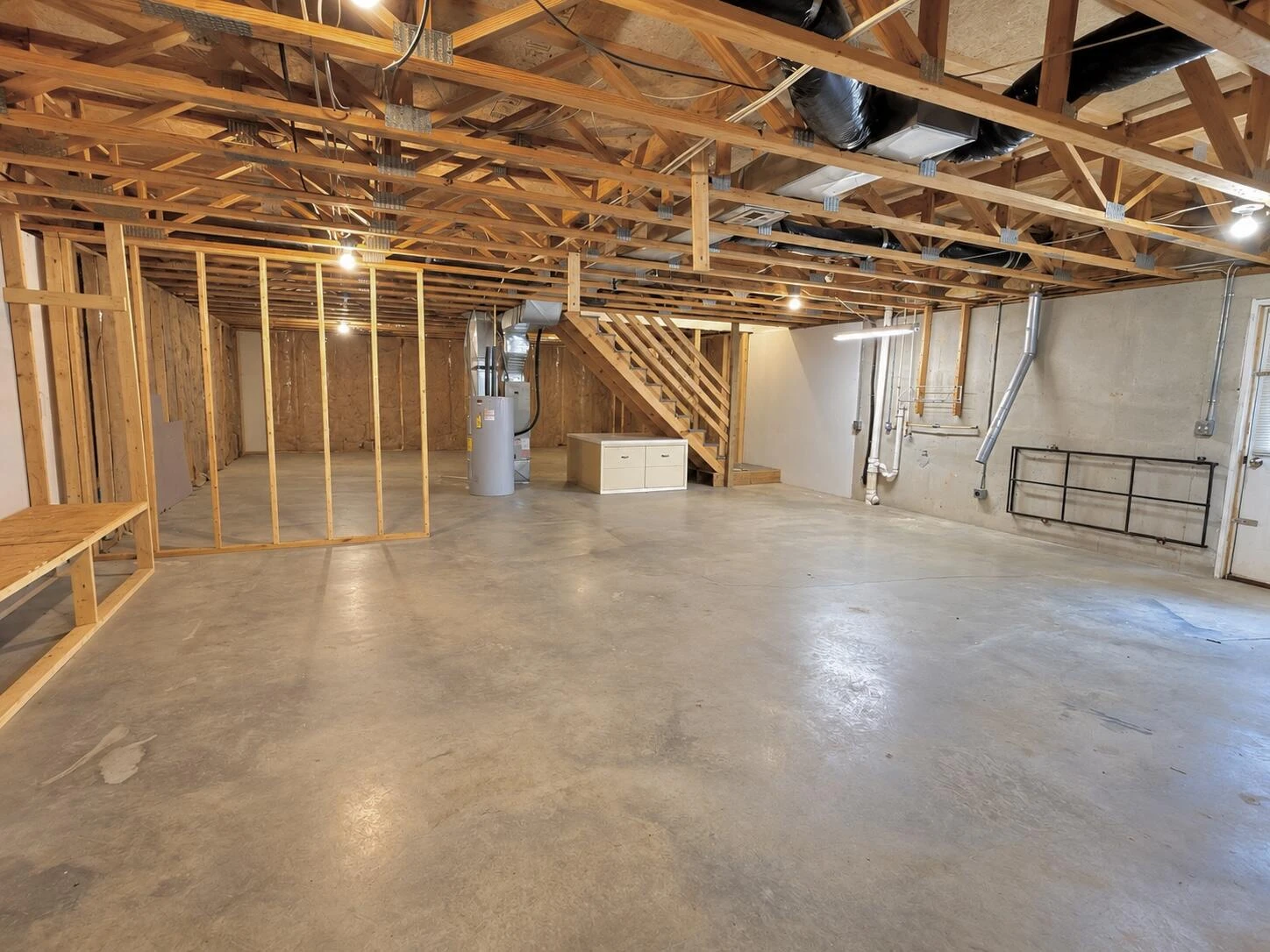 1106 Ellis LN - Photo 16