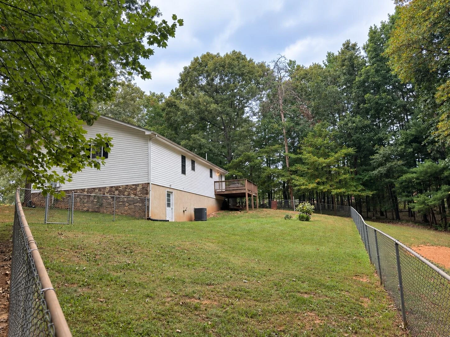 1106 Ellis LN - Photo 22