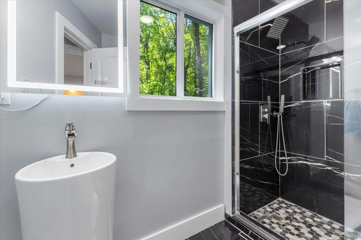 7429 Fort Mason DR - Photo 44