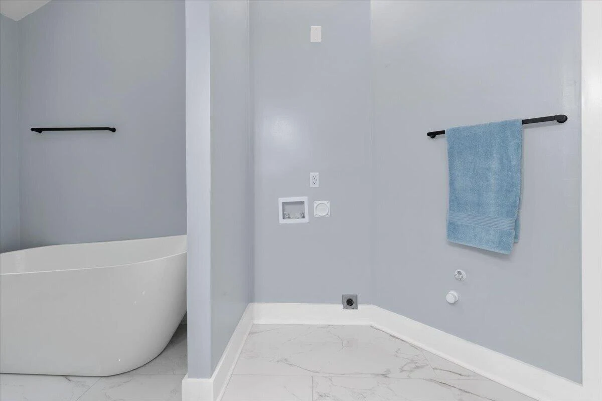 7429 Fort Mason DR - Photo 60