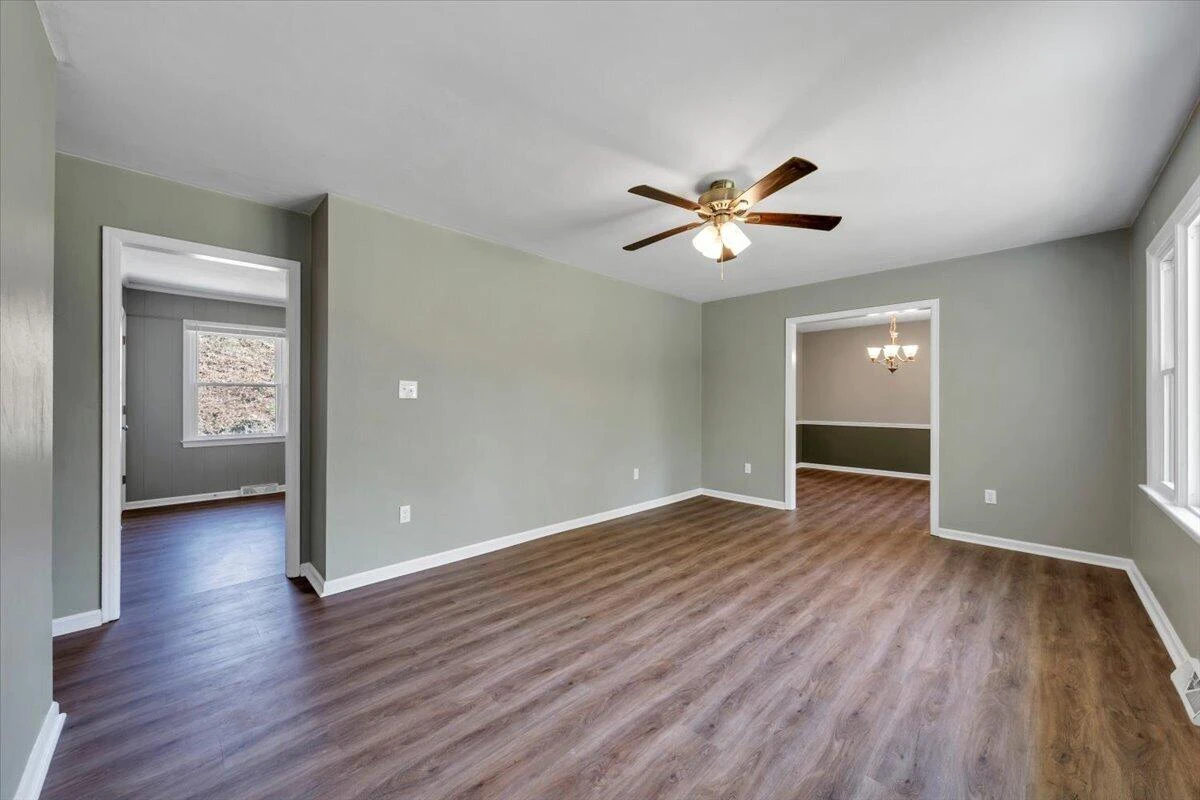 59 Silverbirch DR - Photo 4