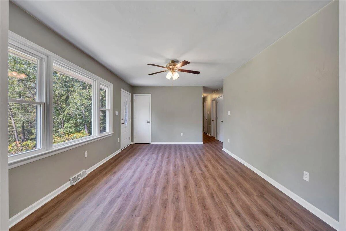 59 Silverbirch DR - Photo 6