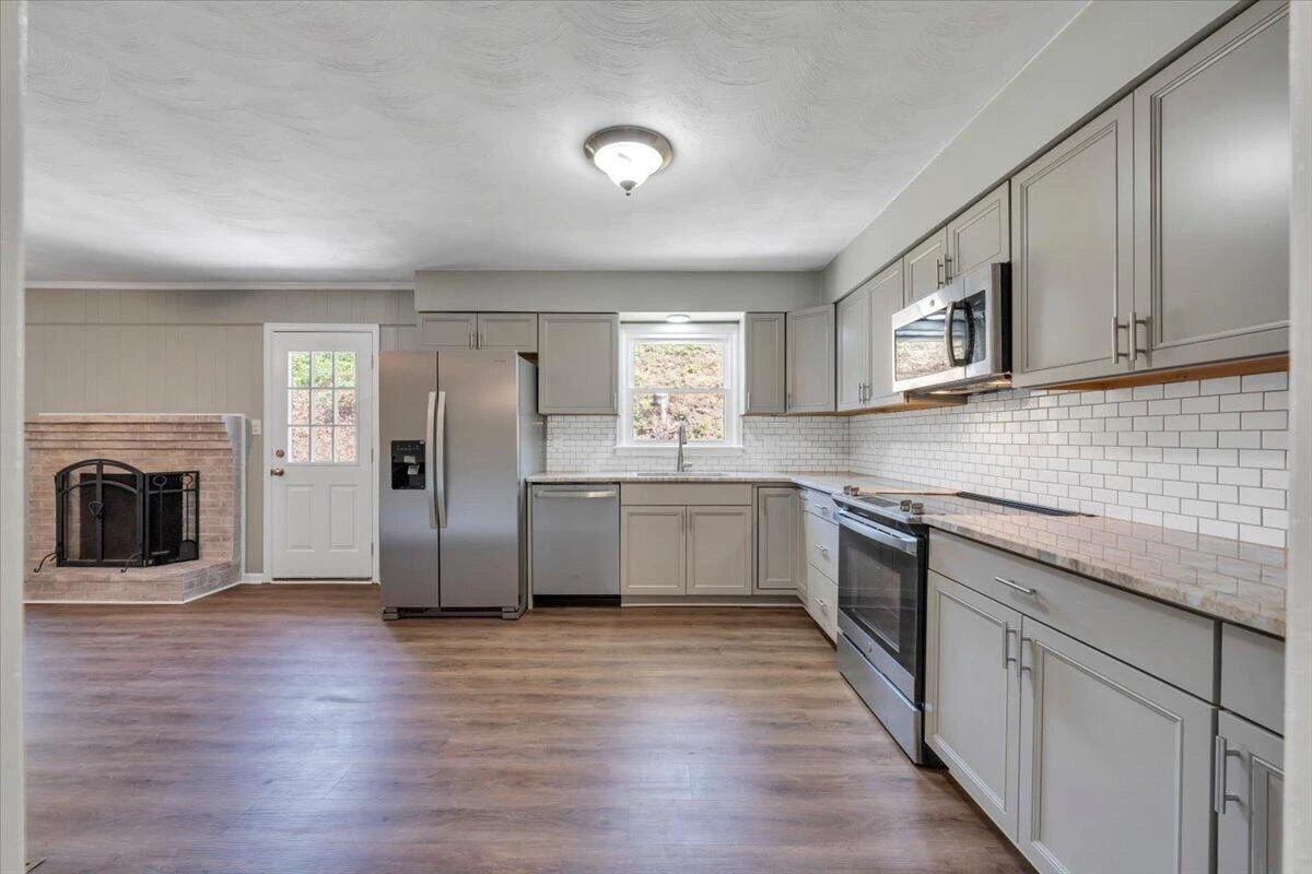 59 Silverbirch DR - Photo 10