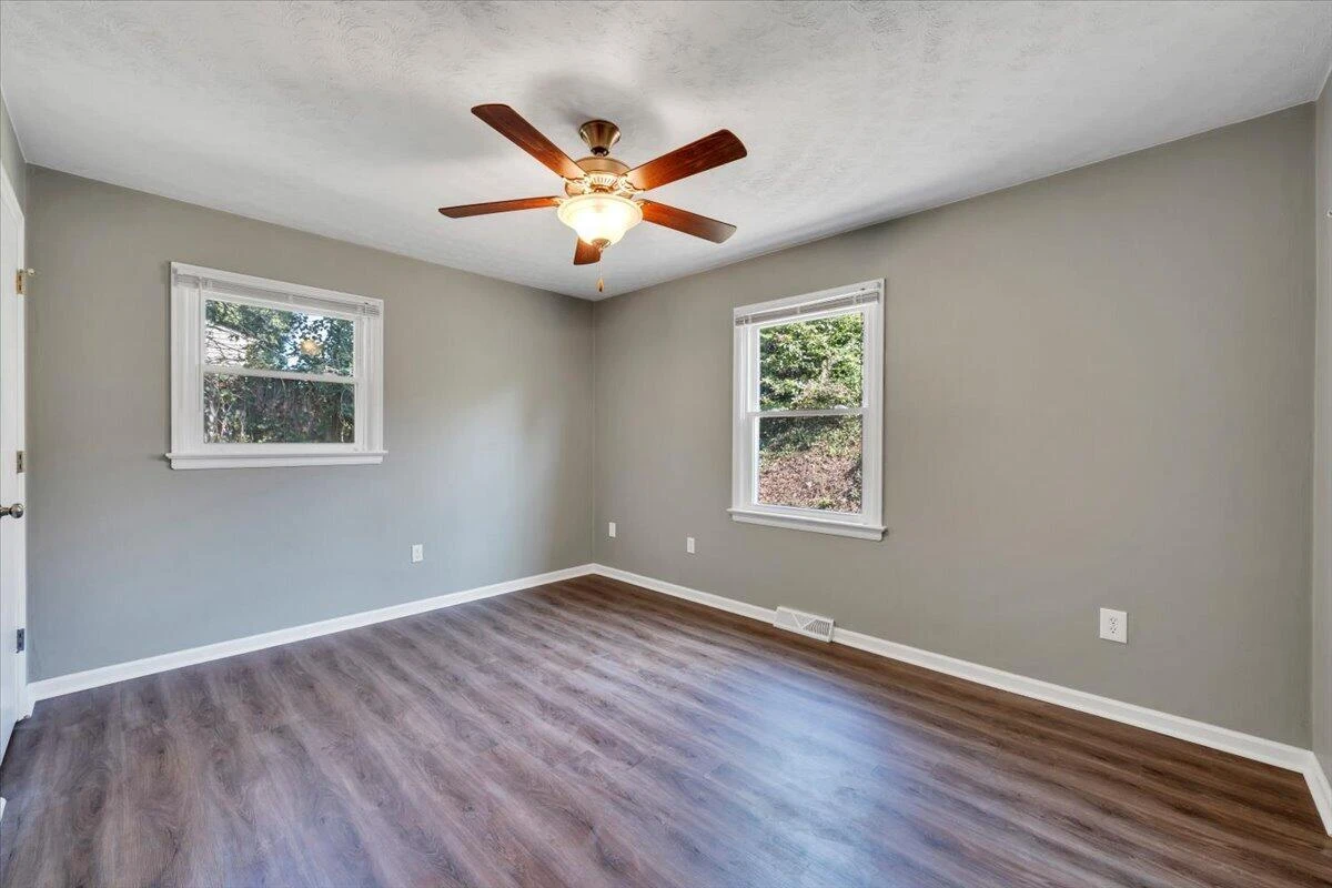 59 Silverbirch DR - Photo 18