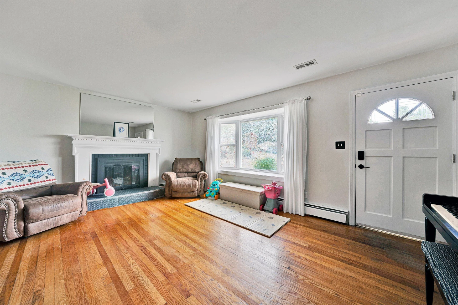 5812 Knowles DR - Photo 5