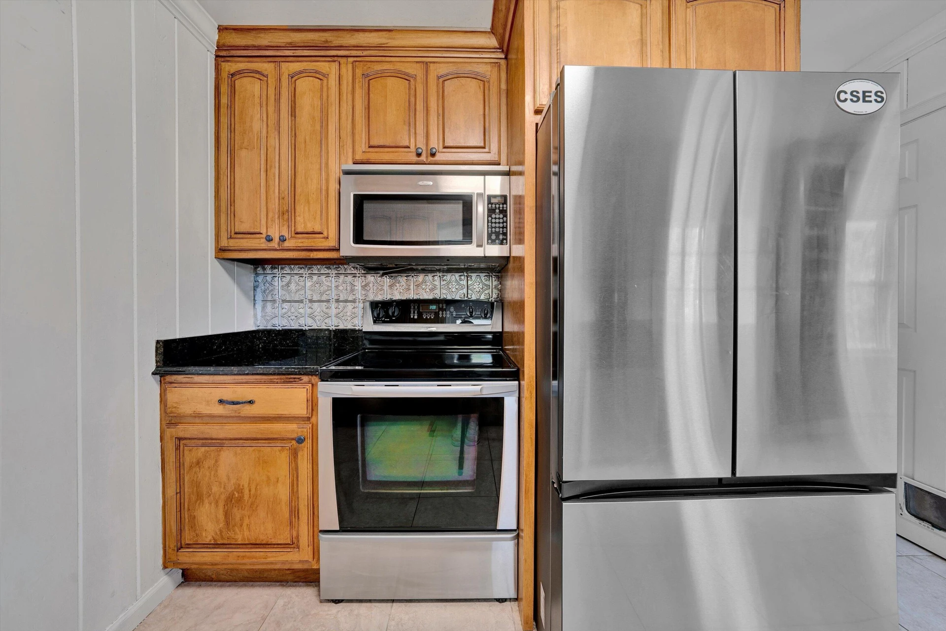 5812 Knowles DR - Photo 10