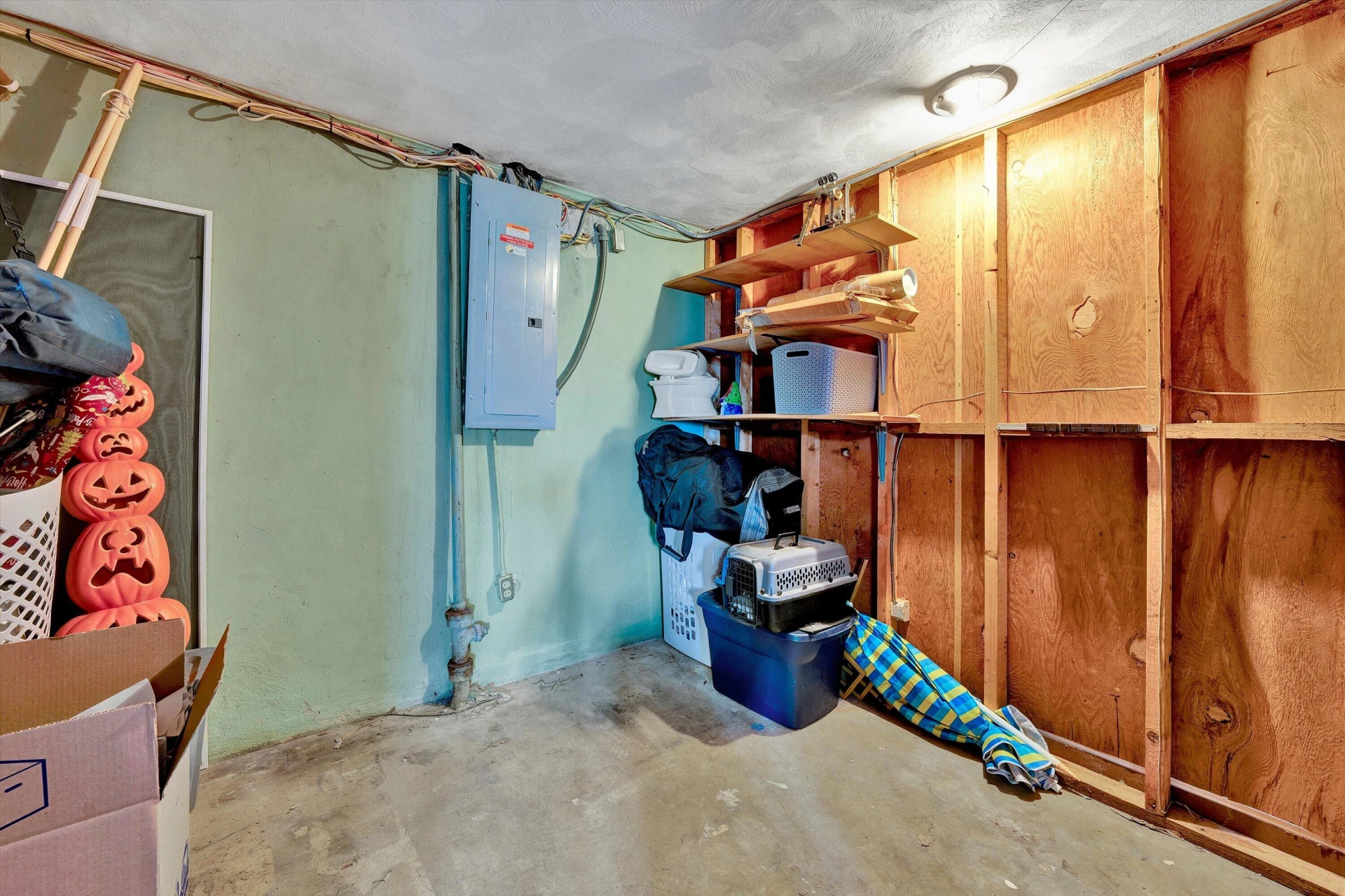 5812 Knowles DR - Photo 29