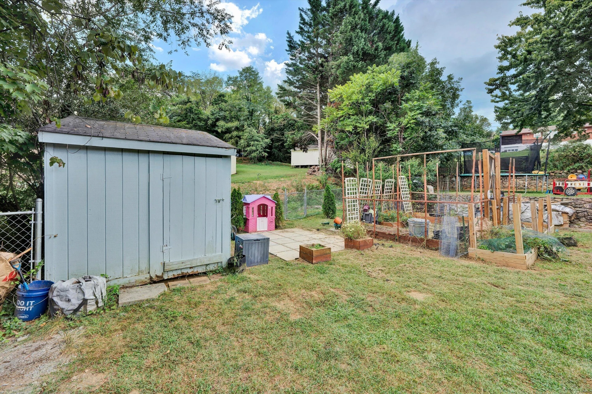 5812 Knowles DR - Photo 37