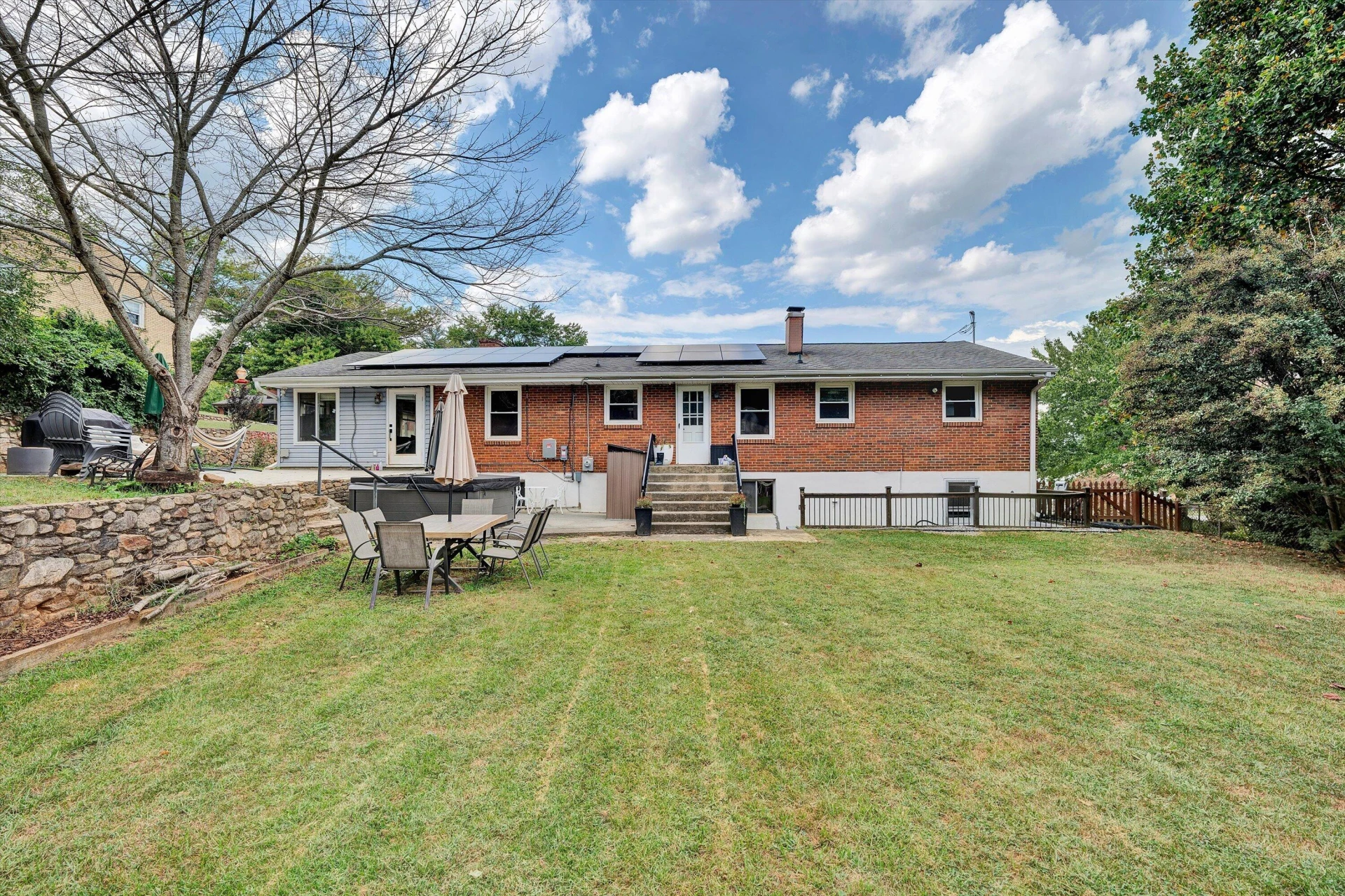 5812 Knowles DR - Photo 38