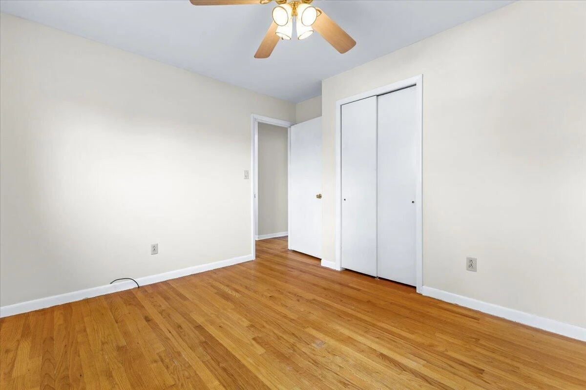 913 Dominion LN - Photo 17
