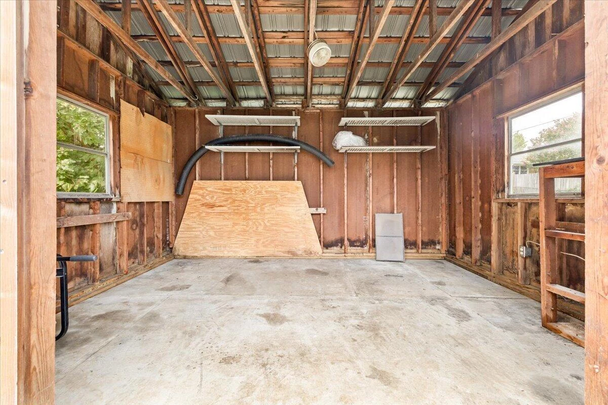 913 Dominion LN - Photo 33