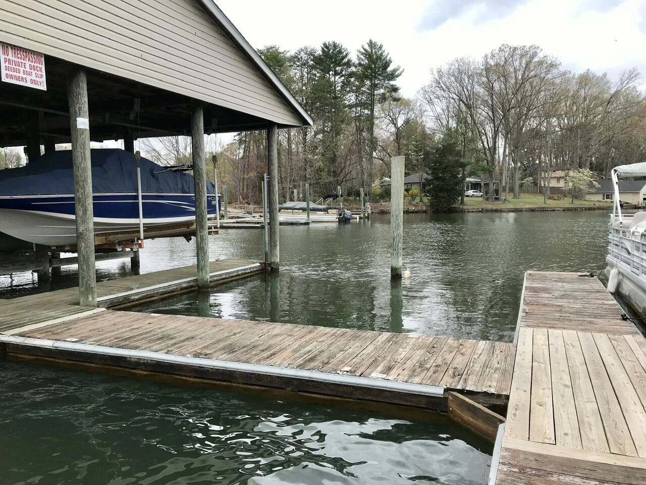 425 Belle Isle DR - Photo 8