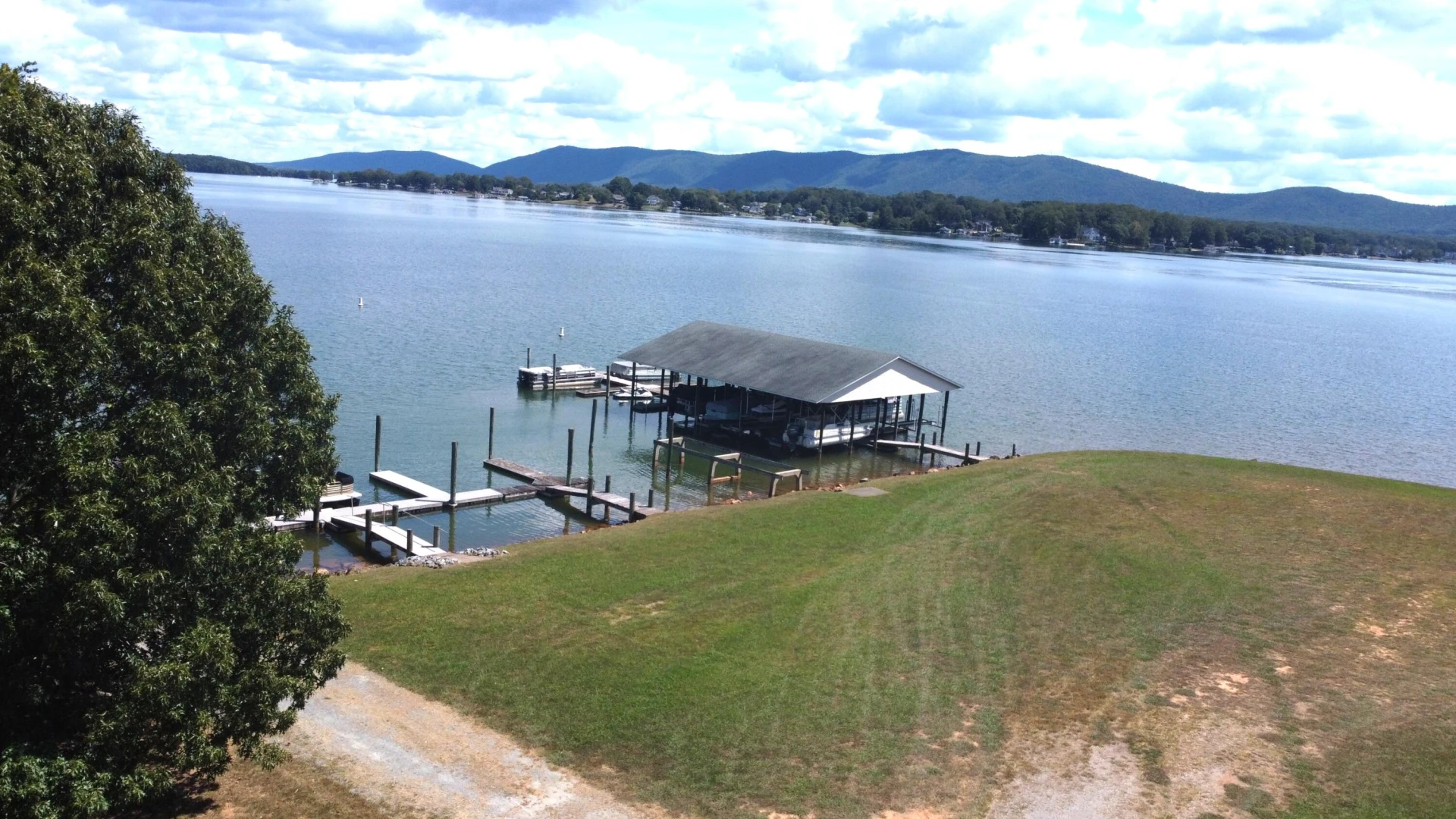 425 Belle Isle DR - Photo 9