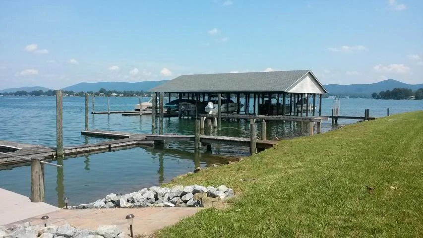 425 Belle Isle DR - Photo 43