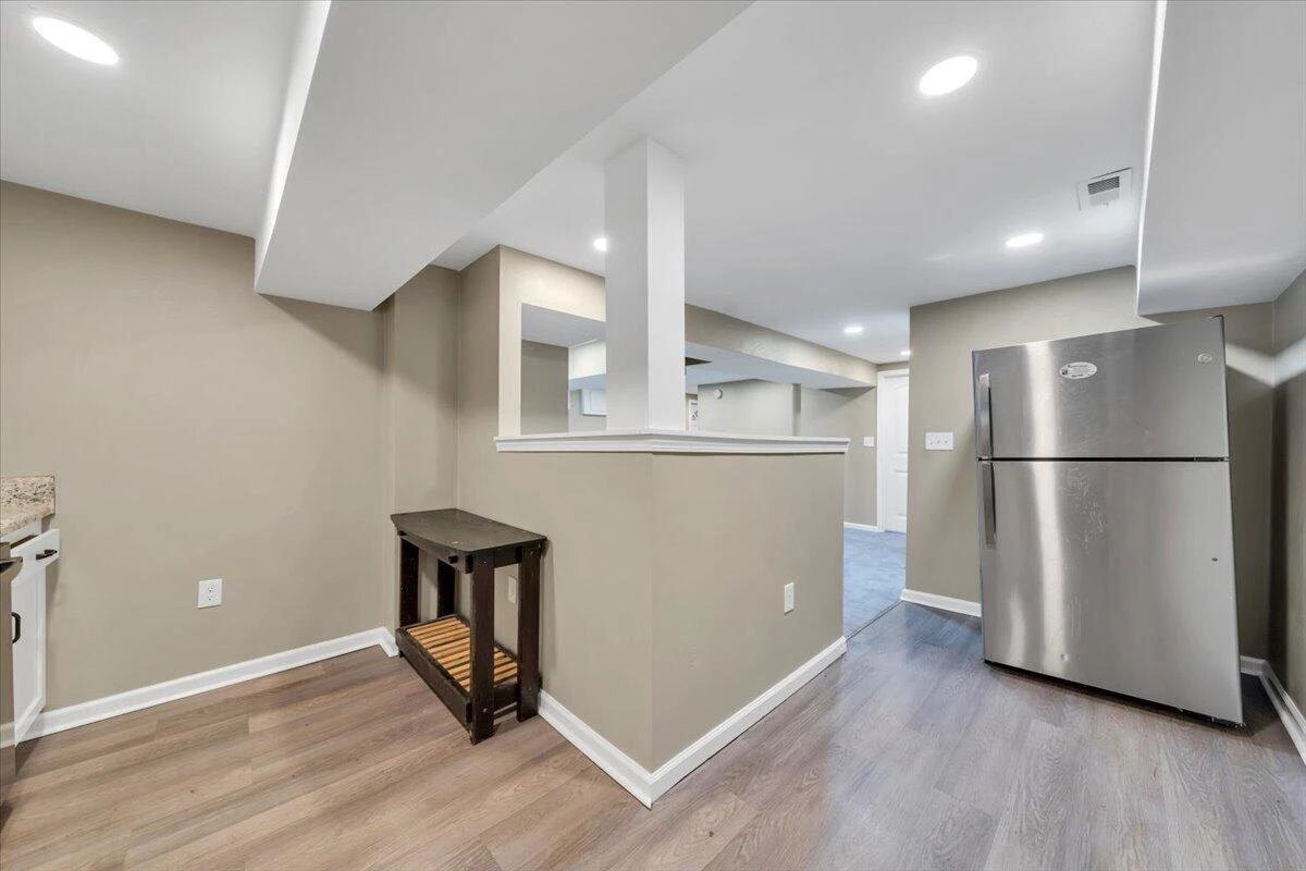 810-812 Welton AVE SW - Photo 15
