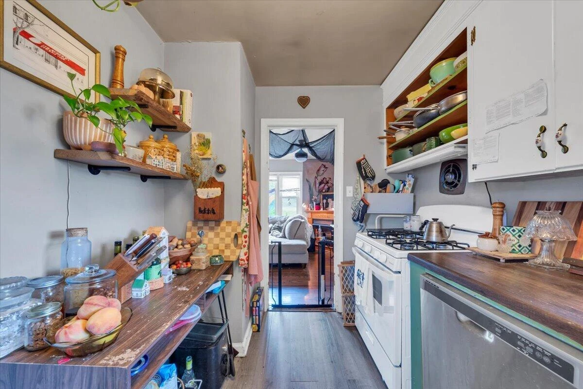 810-812 Welton AVE SW - Photo 29