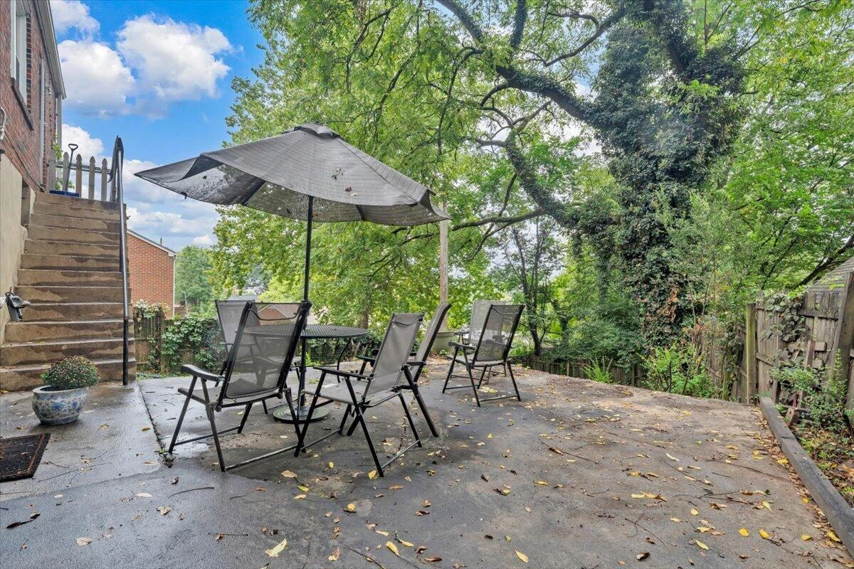 810-812 Welton AVE SW - Photo 40