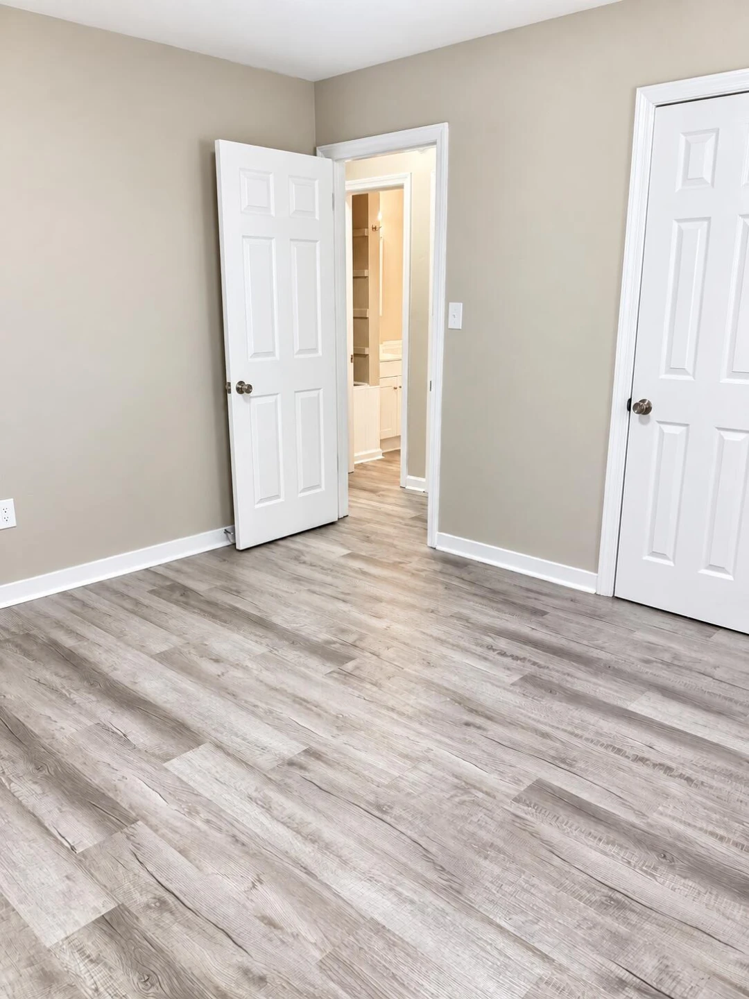 3937 Kentucky AVE NW - Photo 8